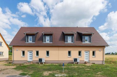 Doppelhaus Landhaus in bester Lage von Fredersdorf mit freiem Blick auf´s Feld