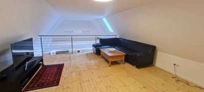 Ansprechende 2-Zimmer-Penthouse-Wohnung mit gehobener Innenausstattung mit Einbauküche in Landshut