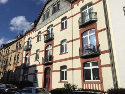 WG Zimmer in schöner hellen 2ZKB-Wohnung in ruhiger Wohnlage in Wiesbaden