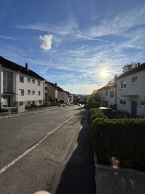 Sichere Rendite! Vermietete 3-Zimmer-Wohnung mit Garage – Ihre Kapitalanlage für die Zukunft