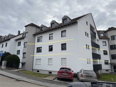 Ansprechende und sanierte 3-Zimmer-Wohnung mit Balkon in Landshut Berg in Landshut