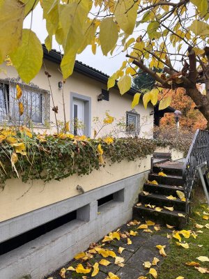 Stilvolle 95 m² Gartenwohnung im Bungalow – große Terrasse, Privatgarten und Loft-Atmosphäre