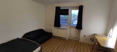 Room (16m2) with balcony in two people WG shared flat in Weende