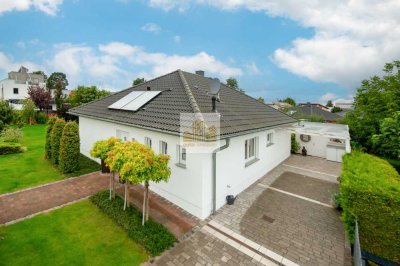 *Wohnen am Wasser: Moderner Bungalow mit herrlichem Garten am Goitzschesee*