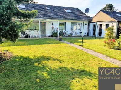 EINFAMILIENHAUS (freistehend) 7 ZKB ca. 133/225 m² mit Garten und Garage in bester Lage