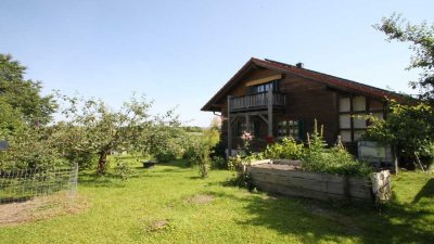Hochwertiges Sonnleitner-Holzhaus mit Naturgarten bei Ortenburg