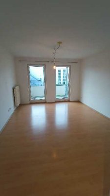 1 Zi-Wohnung mit Balkon, WE 158