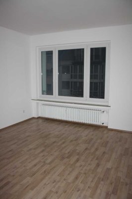 Nähe Südende Kö – renovierte 4-Zimmer Wohnung