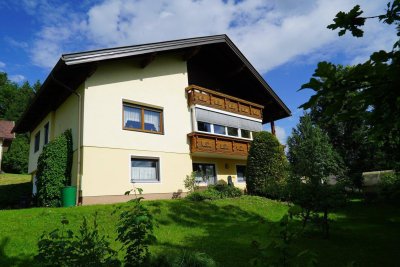 Großräumiges Haus mit schöner Fernsicht am Stadtrand von Feldkirchen!