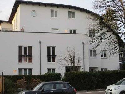 Funktionelle 2-Zimmerwohnung in HH-Sasel - schwellenloser Wohnungszugang - Aufzug