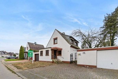 *FREISTEHENDES EINFAMILIENHAUS MIT POTENTIAL*