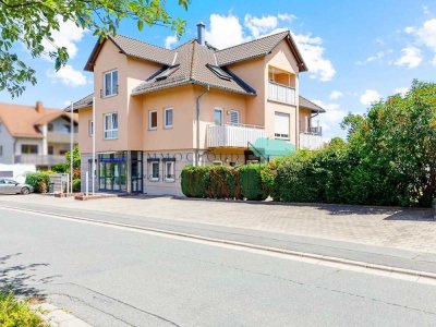 Mehrfamilienhaus mit 4 Wohneinheiten und Gewerbeeinheit