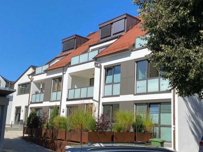 Exklusives & neuwertiges 1-Zimmer-Apartment mit Dachterrasse in Grafing