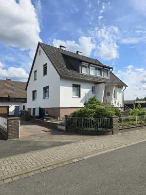 Modernisiertes Einfamilienhaus, ruhige Lage.