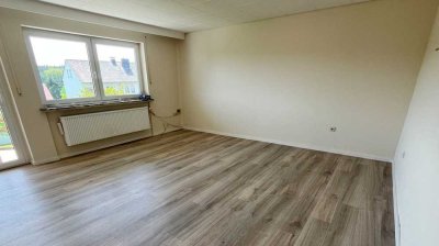 Freundliche 3 Zimmer Wohnung mit Balkon und Garten, 96135 Stegaurach-Ortsteil