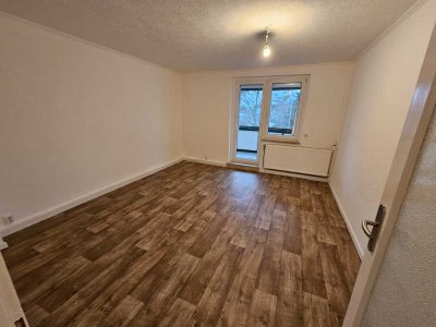 Freundliche 3-Zimmer-Wohnung mit Balkon und EBK in Havelberg