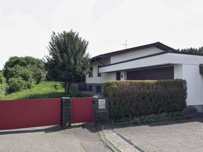 Großzügiger Bungalow in bester Wohnlage, provisionsfrei