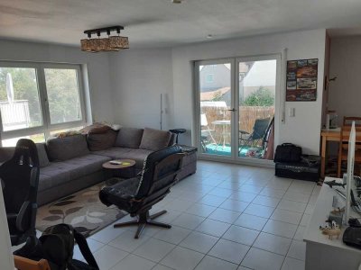 Exklusive, 2-Zimmer-Wohnung mit Balkon und EBK mit niedrigen NK in Kusterdingen- Wankheim