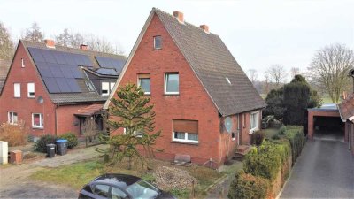 Renovierungsbedürftiges Zweifamilienhaus 
nähe Quendorfer See