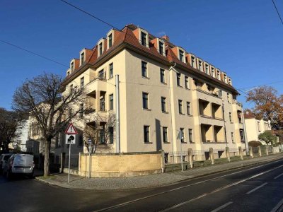 Freie 2-Zi.-Wohnung mit Balkon in Dresden-Blasewitz