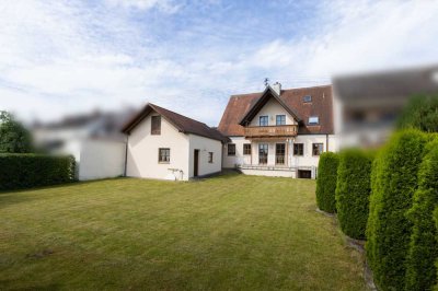 Schönes, gepflegtes Einfamilienhaus mit Garten und Garage. Besichtigen- verlieben-einziehen!