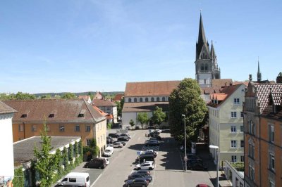 ansprechende 4 1/2-Zimmer-Maisonette-Wohnung mit EBK und Balkon in Konstanz