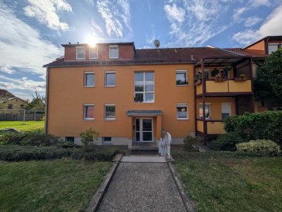 Traumhaft gelegene 3-Zimmer-Wohnung mit Balkon, Garage, Schuppen in Pirna Pratzschwitz