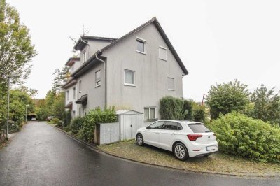 Gepflegte 6-Zi.-DHH mit kleinem Garten und Stellplatz in ruhiger Wohnlage von Bad Kissingen