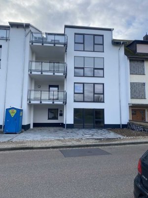 Rhens- Neubau 4 Z/2Bäder Penthousewohnung mit Rheinblick