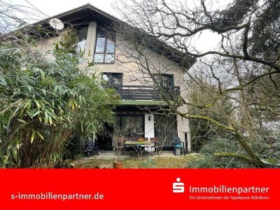 Reihenendhaus mit Einliegerwohnung in Wuppertal -  Katernberg-Uellendahl