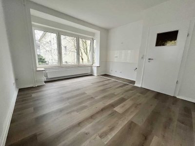 Helle 2-Zimmer-Wohnung, frisch renoviert!