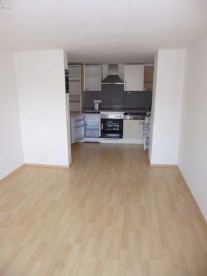 Schöne helle 2 Zi. Wohnung in zentraler Innenstadtlage