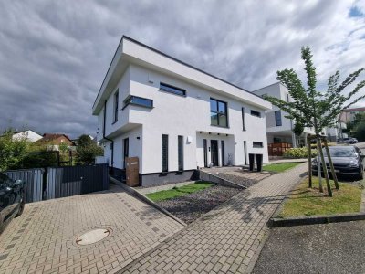 Ruhige Penthouse-Wohnung mit Blick ins Grüne von Taunusstein-Wehen