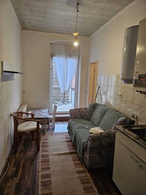 Kleine, gemütliche 2-Zimmer-Wohnung mit Balkon