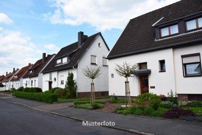 +++ Sehr gepflegtes 2-Familienhaus mit Garten und Terrasse +++