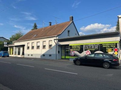 Wohn- und Geschäftshaus in zentraler Lage von Riegelsberg zu verkaufen