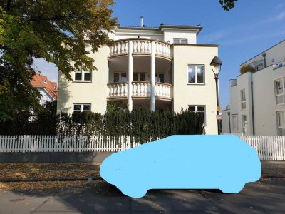 Rheinblick: exklusive, geräumige und neuwertige 4-Zimmer-Wohnung mit Balkon/Garten