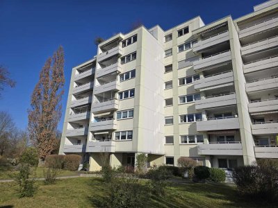 Perfekt für Familien! 4,5-Zimmer-Whg. mit großem Balkon, Tageslichtbad, TG-Stpl. in Remseck Aldingen