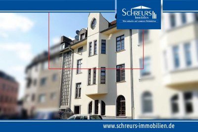 Für Altbauliebhaber:  Sanierte 4-Zimmer Altbauwohnung + zusätzliche 90 m² Dachgeschoss