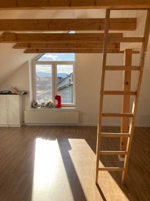 Lichtdurchflutete, modernisierte DG-Wohnung in Detmold