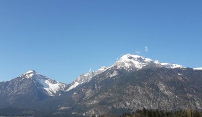 2 Zimmerwohnung teilmöbliert