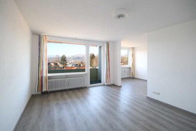 KE-Franzosenbauer: Top-modernisierte Obergeschosswohnung, neue EBK, TG, Bergblick - Sofort frei!