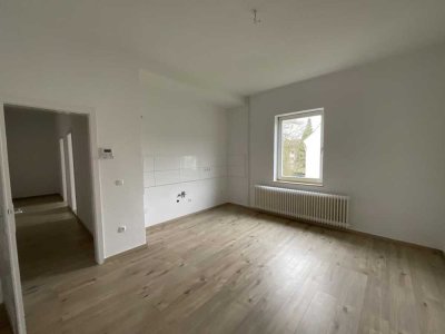 Schöne 1-Zimmer-Wohnung mit großer Wohnküche und Wanne in Wilhelmshaven Fedderwardergroden