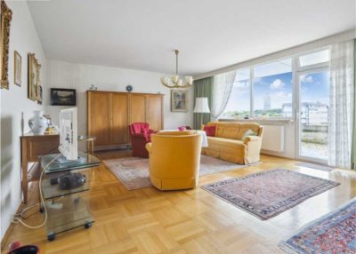 4-Zimmer-Penthouse-Wohnung mit EBK _ befristet