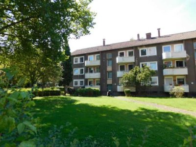 ***Nette Nachbarn gesucht... bezugsfertige 3-Zimmerwohnung in ruhiger Lage mit Balkon***