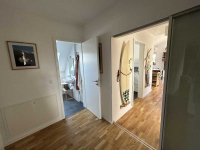 Exklusive, neuwertige 4-Zimmer-Wohnung mit gehobener Innenausstattung in Unterhaching