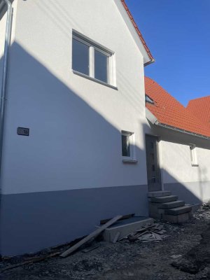 Modernes Einfamilienhaus in Ensingen - Neubau, Erstbezug, energieeffizient