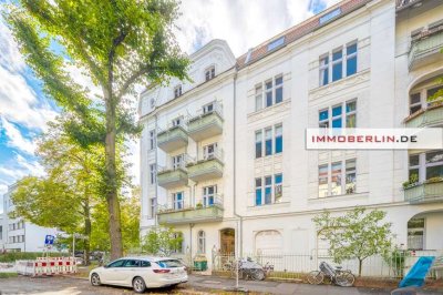 IMMOBERLIN.DE - Sehr charmante Altbauwohnung mit Südloggia in ruhiger Lage