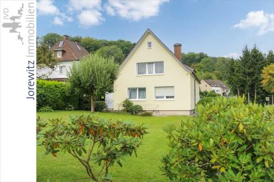 Bielefeld Sieker-Schweiz: Großzügige 2 Zimmer-Wohnung am Hang des Teutoburger Waldes