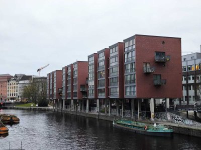 Maritimes Waterloft Studio in bester Citylage mit mit Blick auf Elphi, Alsterfleet und Hafencity